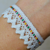 Bracelet dentelle couleurs vives