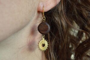 boucles d'oreilles pendantes ébène verte