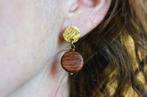 puces d'oreilles pendantes chêne