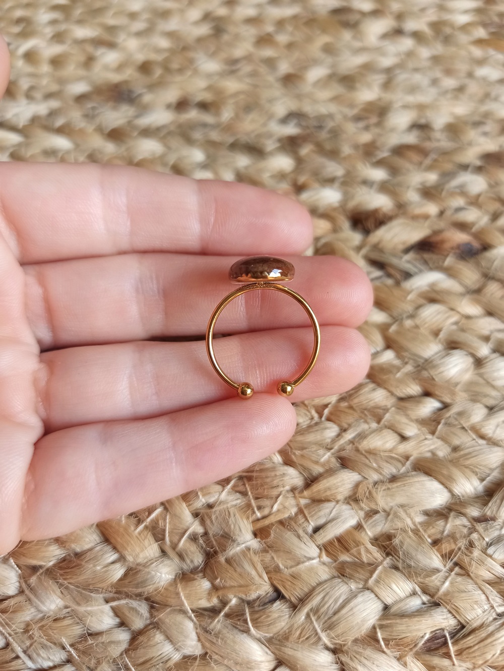 Bague ovale en noyer – Image 3