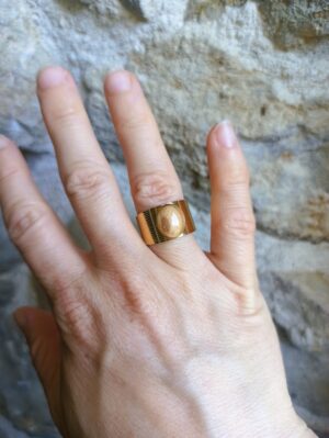 bague linéaire en olivier