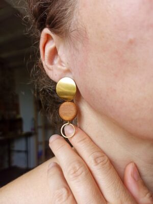 boucles d'oreilles rondes merisier